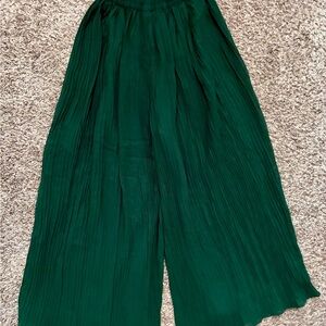 Chic Forest Green Wide-Leg Pants